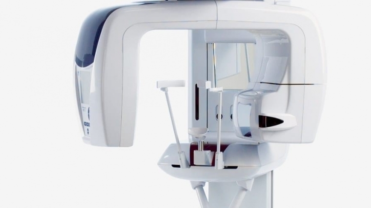 W jakich sytuacjach dentysta zleca tomografię zatok?