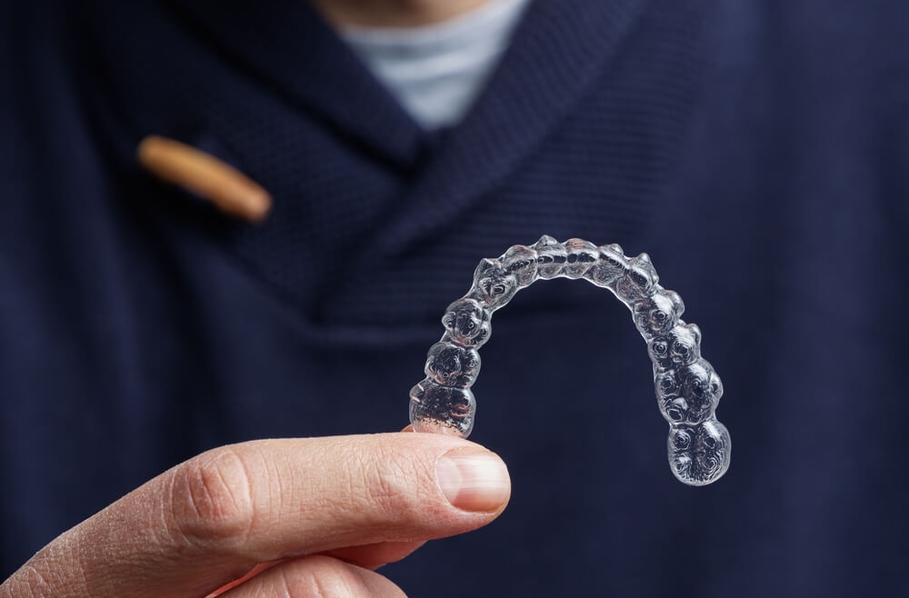 Niewidoczne nakładki ortodontyczne – nowoczesne podejście do leczenia wad zgryzu