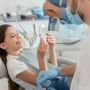 Ścieranie zębów u dzieci – jakie mogą być przyczyny?