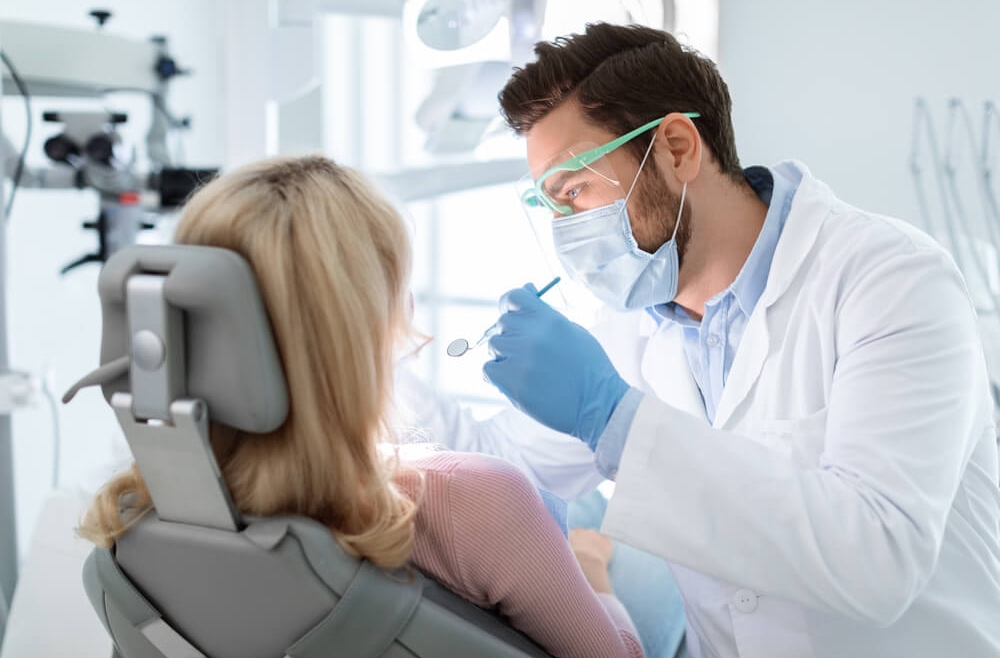 Biomateriały w stomatologii – co warto wiedzieć?
